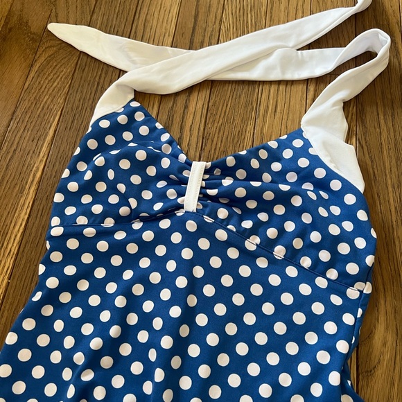 PUG Pinup Couture Bettie Blue PolkaDot One Piece Swimsuit with Matching Skirt XS - Picture 3 of 9
